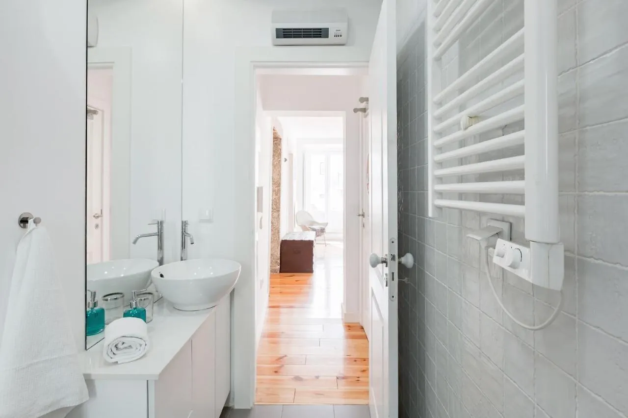 Apartment Alfama Terrace: Historic Charm with River Views Lisbon Portugal