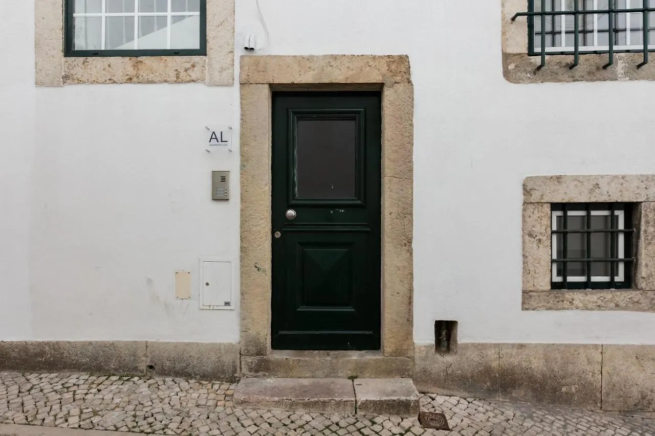 ליסבון Alfama Terrace Best River And Historic City View Spacious And Charming Ground Floor 18Th Century Building פורטוגל